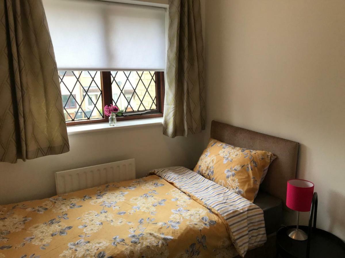 Swale Corner Villa Wellingborough Bagian luar foto