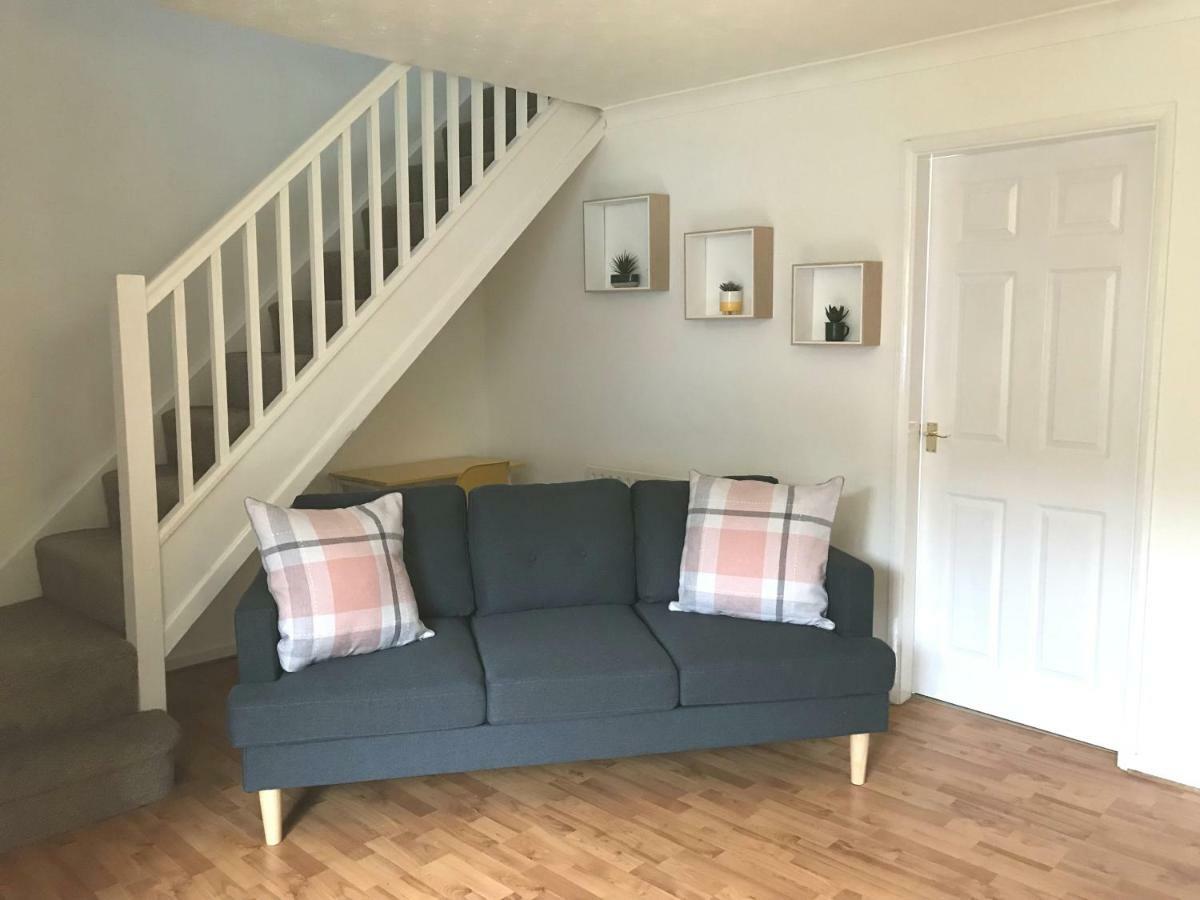 Swale Corner Villa Wellingborough Bagian luar foto